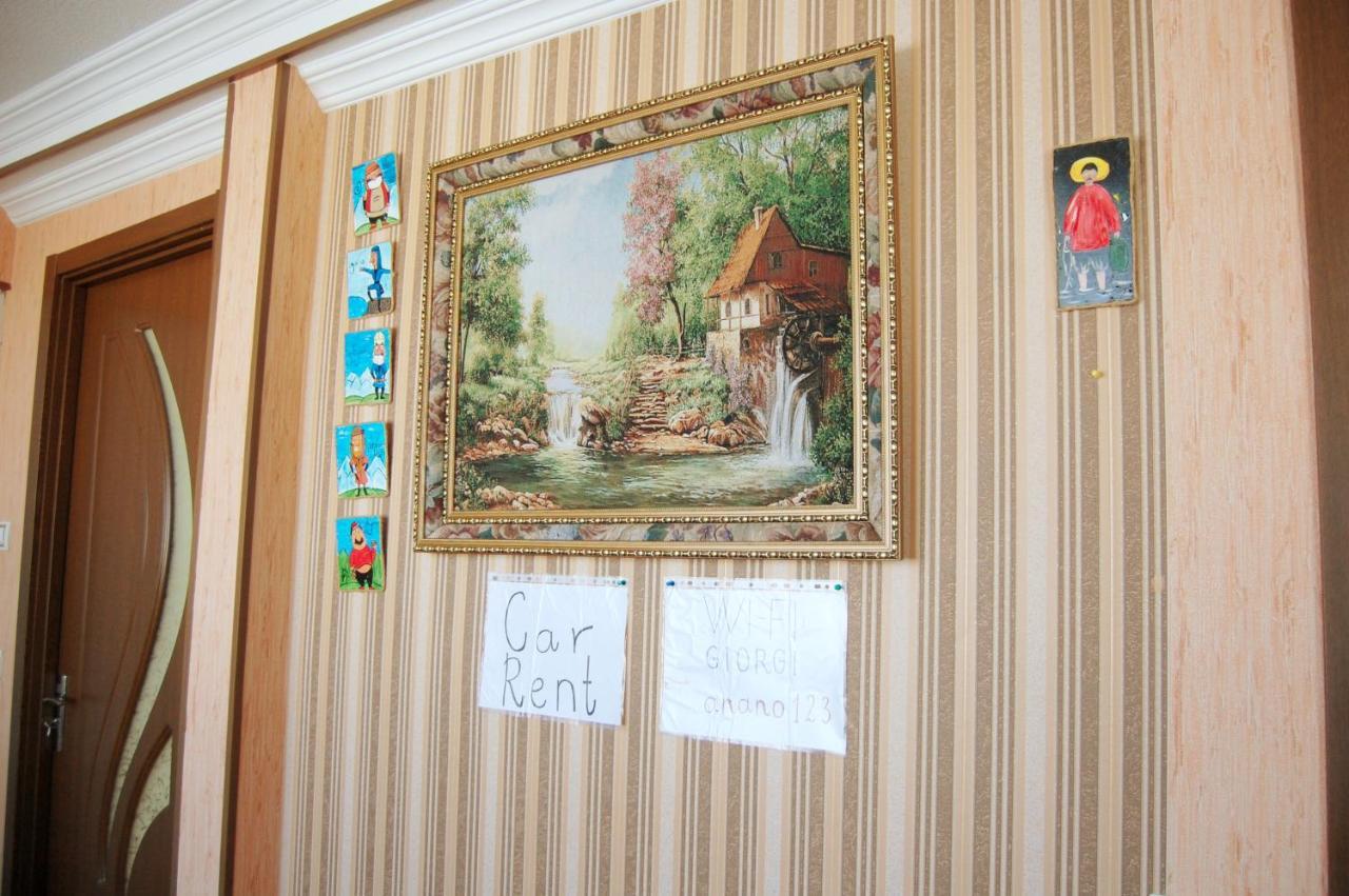 Excellent Hostel Kutaisi Exteriör bild